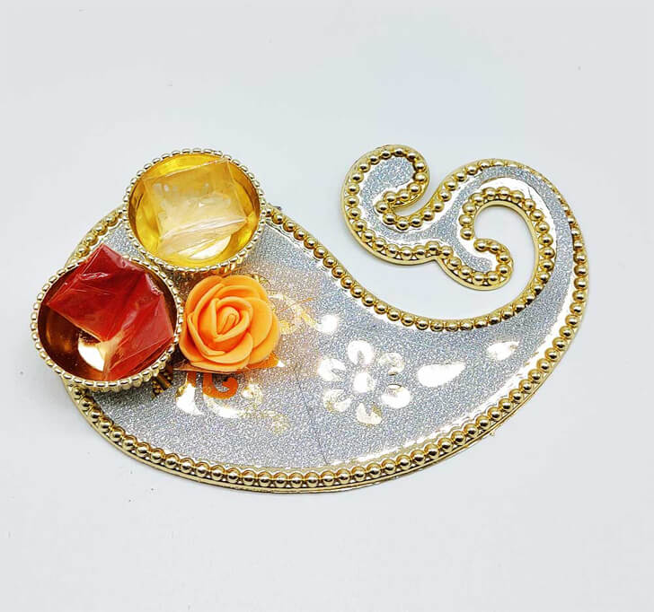 Buy Silver Decorative Pooja Thali With Semi Precious Beaded Rakhi