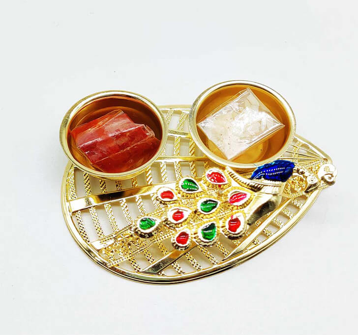 Buy Designer Morpankh Pooja Thali With Multi Colored Beaded Rakhi